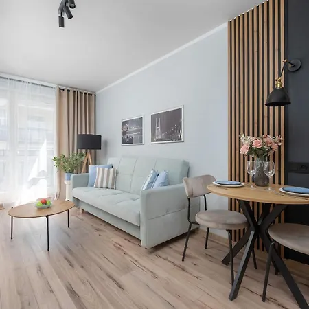 A Comfortable Near The Market Square By Renters 公寓 *
