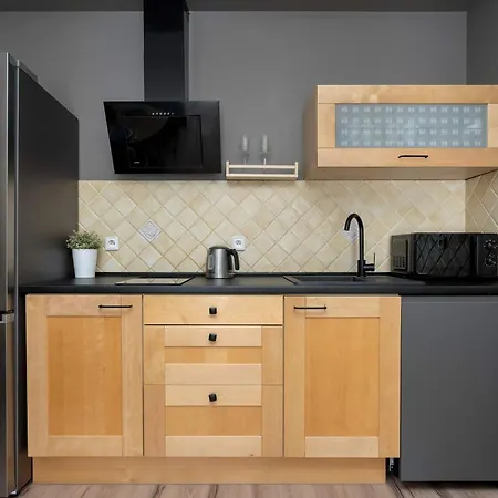 A Comfortable Near The Market Square By Renters 公寓