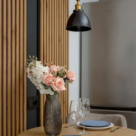 A Comfortable Near The Market Square By Renters 弗罗茨瓦夫