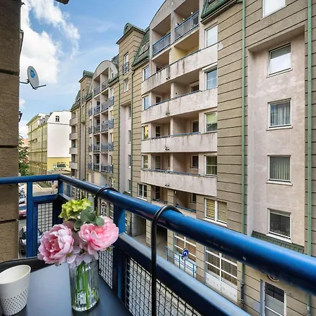 A Comfortable Near The Market Square By Renters 弗罗茨瓦夫
