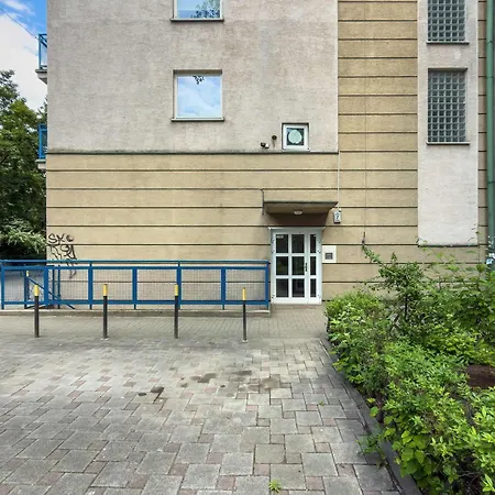A Comfortable Near The Market Square By Renters