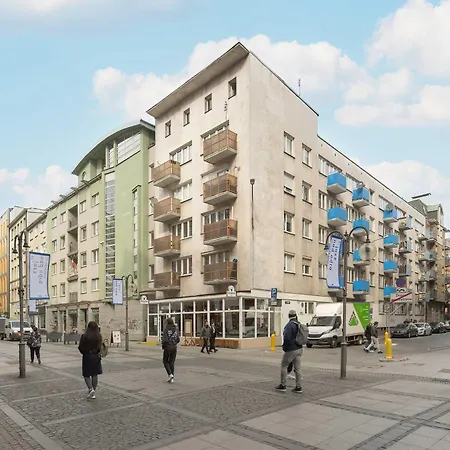A Comfortable Near The Market Square By Renters 公寓